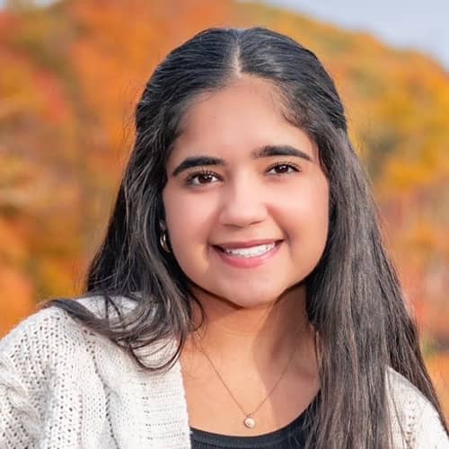 Ananya Munjaal headshot